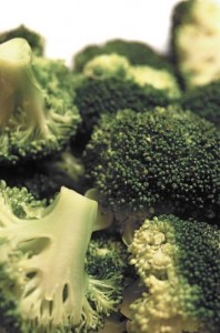 Broccoli - ottimi consumati cotti o crudi (christmasstockimages.com)